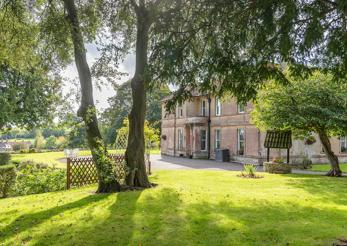 Another outdoor view of Cholwell Hall and the garden